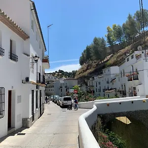 Hébergement de vacances Casa Cueva El Puente, Setenil De Las Bodegas