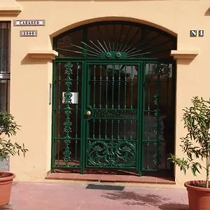 apartment-carabeo-2000-nerja.hotelsinnerja.org/